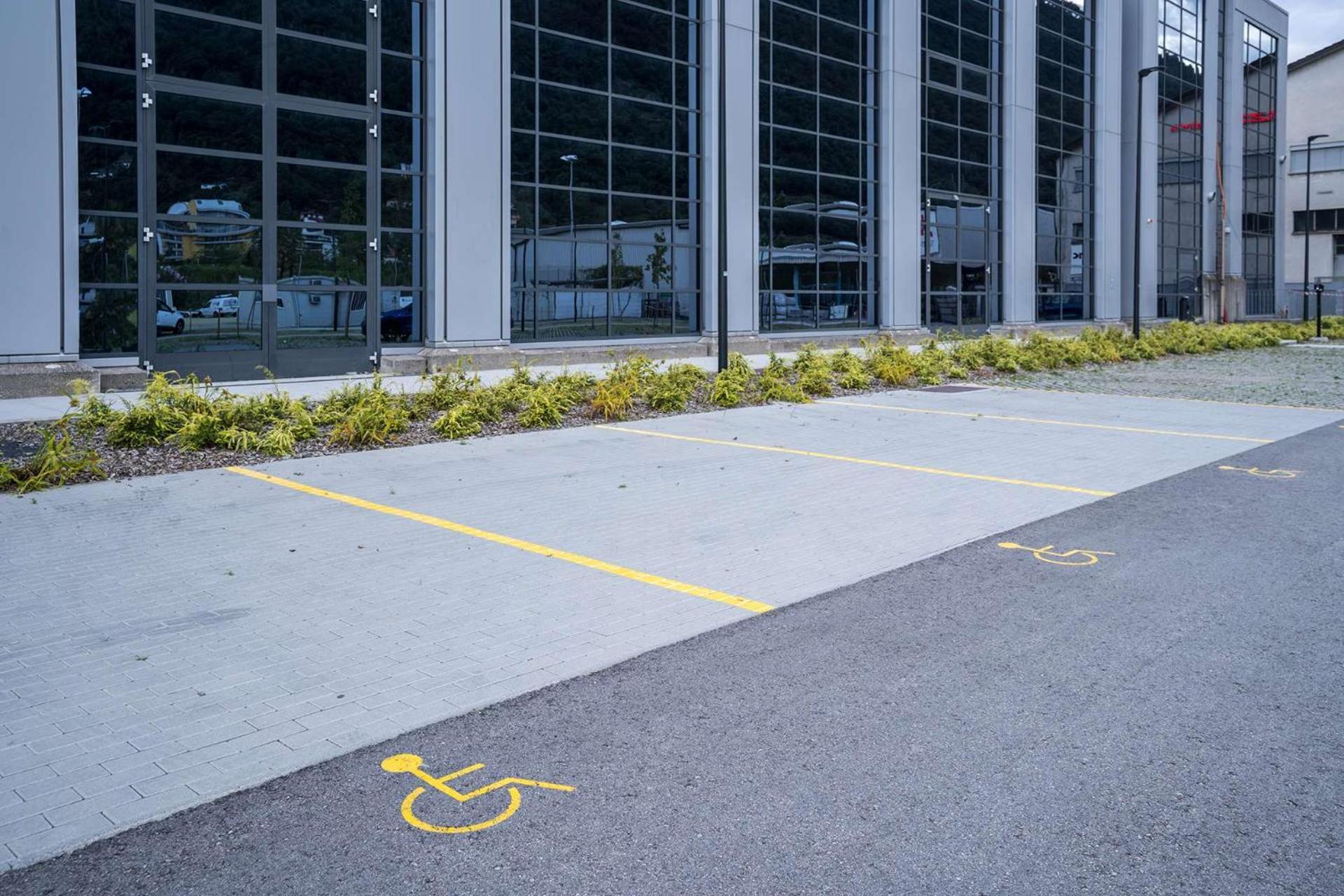 Hampton By Hilton Locarno Hotel Losone Buitenkant foto